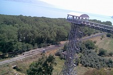 It would be logical to have only a majoritarian system